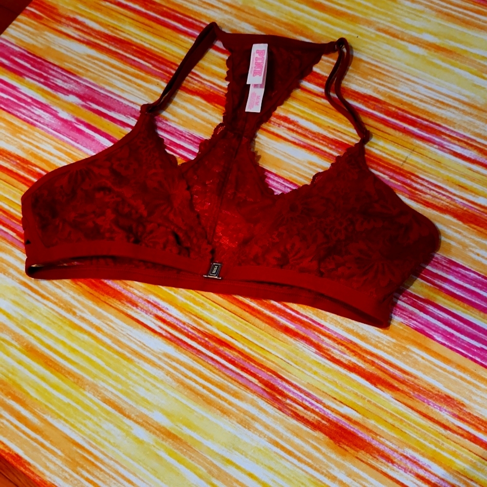 Victoria Secret LACE BRA 😍 - NWOT